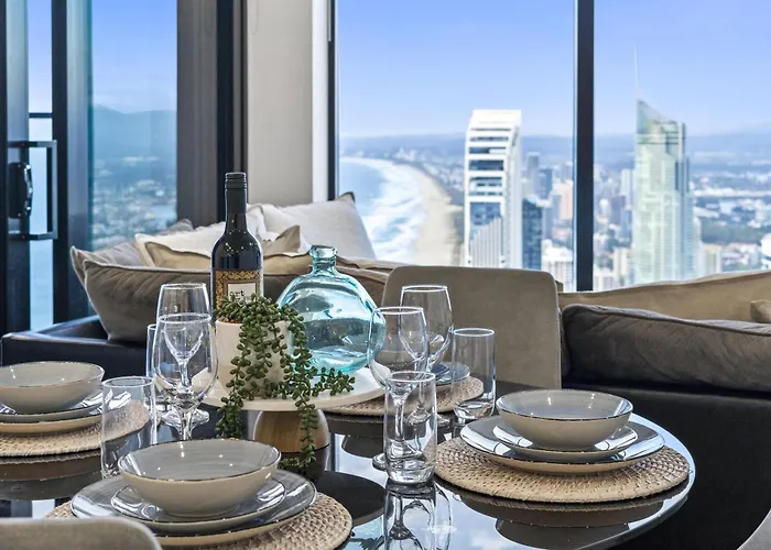 Ocean Views In Beachside 2-Bedroom Unit - Q Stay