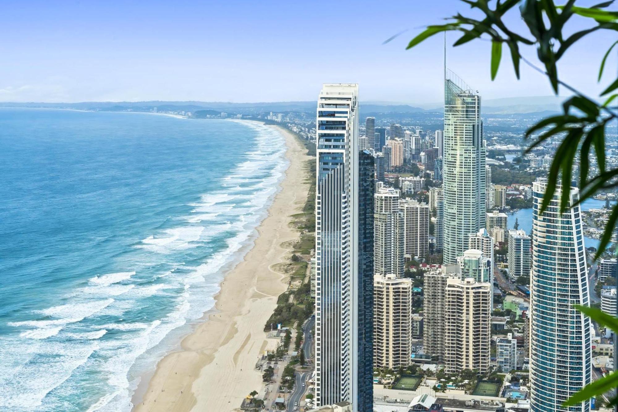 Ocean Views In Beachside 2-bedroom Unit - Q Apartment