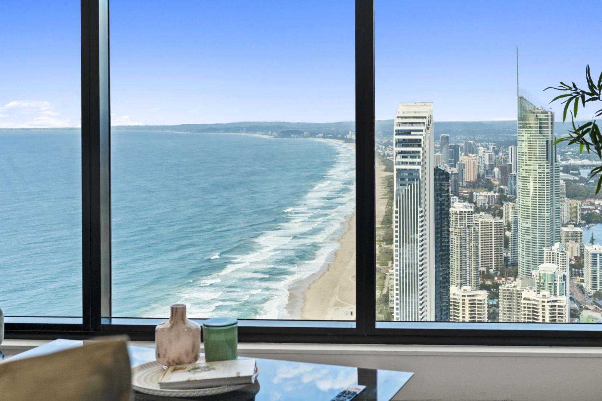 Apartment Ocean Views In Beachside 2-bedroom Unit - Q