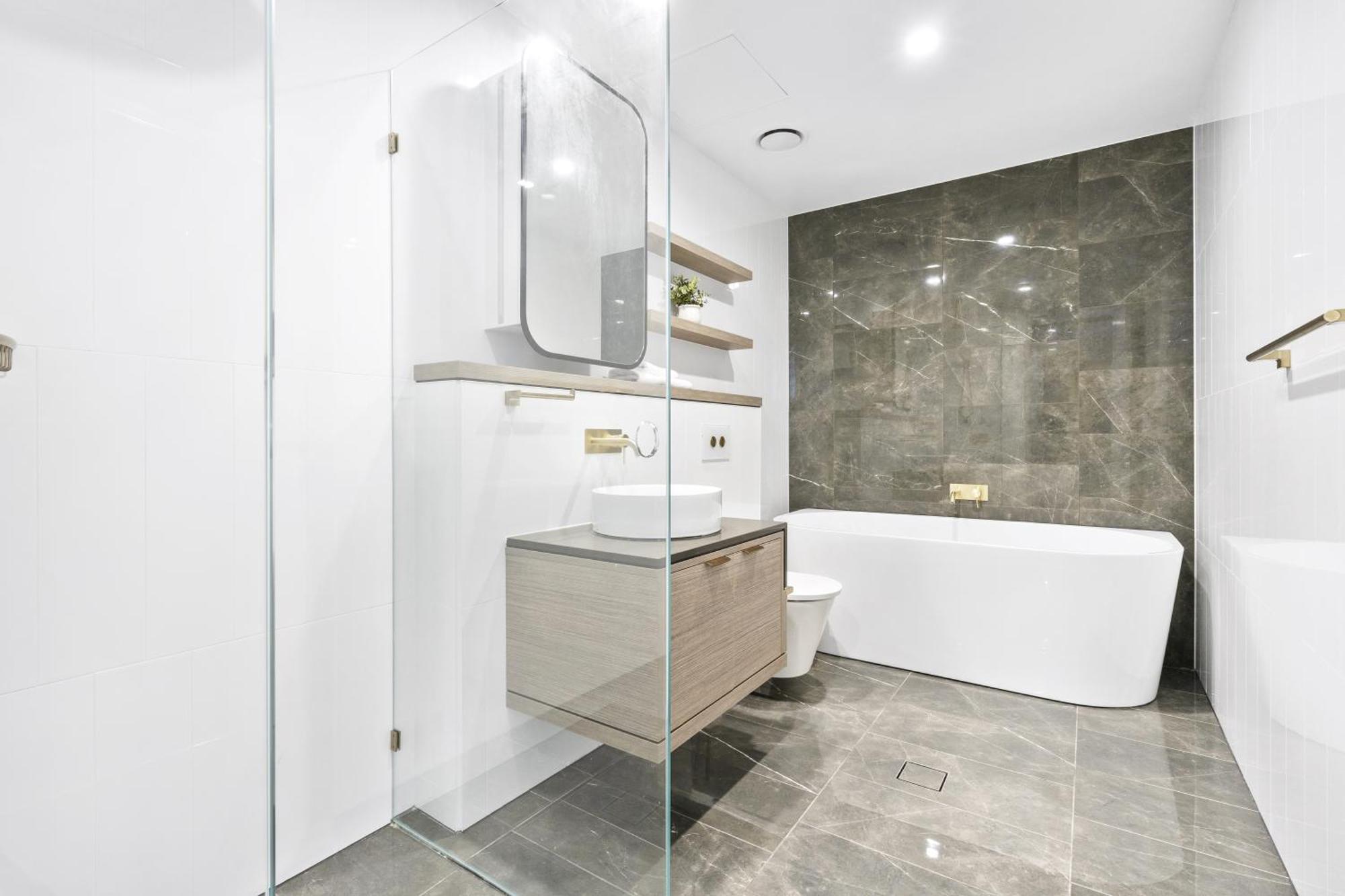 Ocean Views In Beachside 2-bedroom Unit - Q Apartment Gold Coast